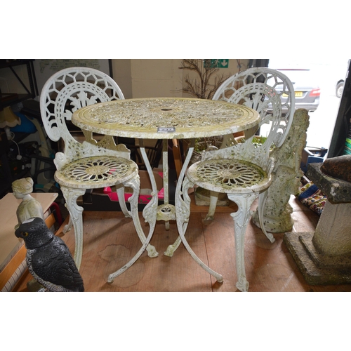 237 - garden table & chairs