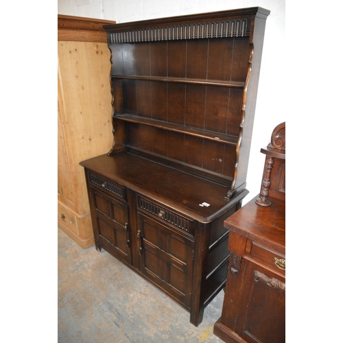 336 - dresser