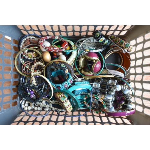 395 - basket of costume jewellery