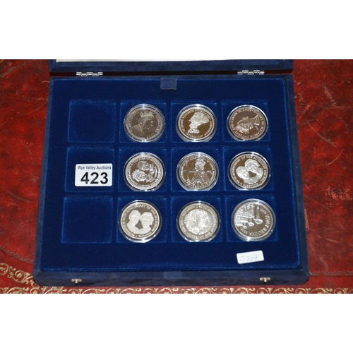 423 - lot of 9 collectable royal family coins