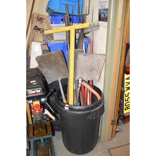 144 - bin of tools