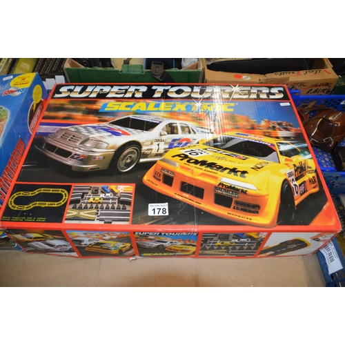 178 - scalextric set