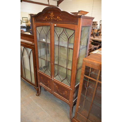 201 - glass cabinet