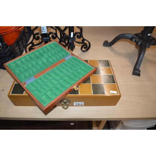 264 - 2 portable chess boxes