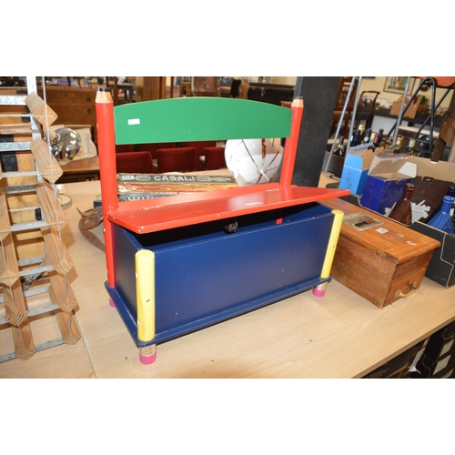 295 - kids bench/storage box