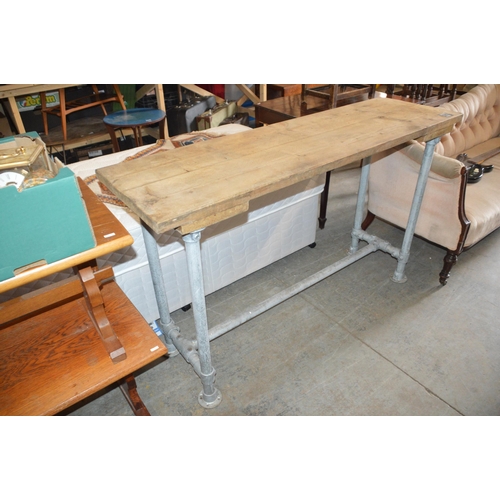 196 - scaffold table