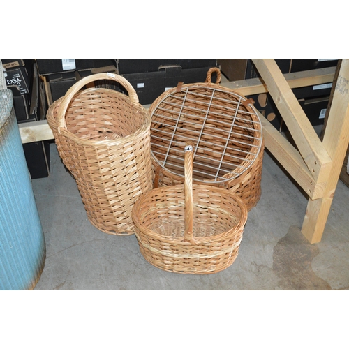 qty of wicker baskets