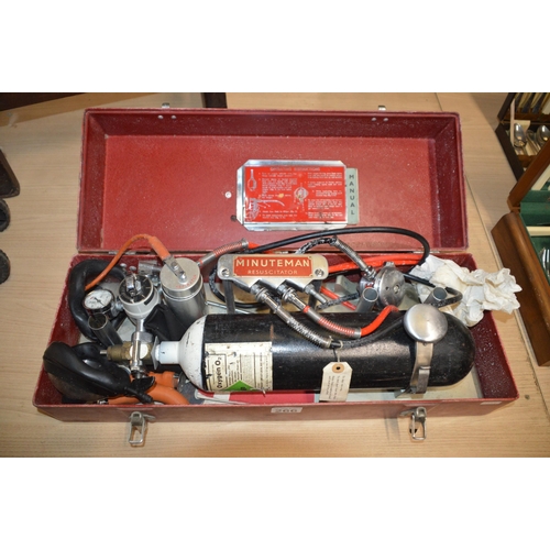 266 - vintage minuteman resuscitator