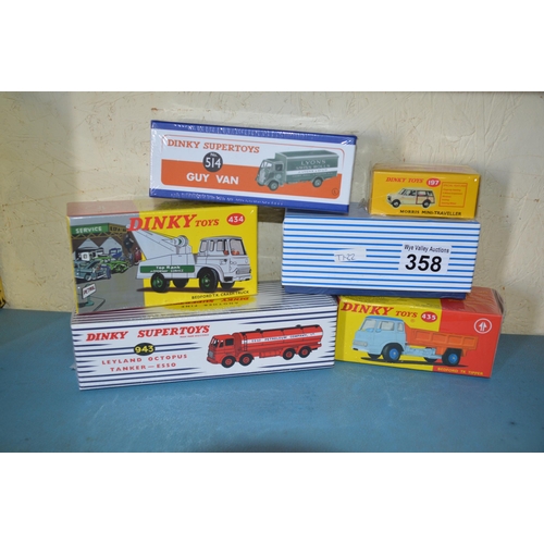 358 - 6 repro dinky toys