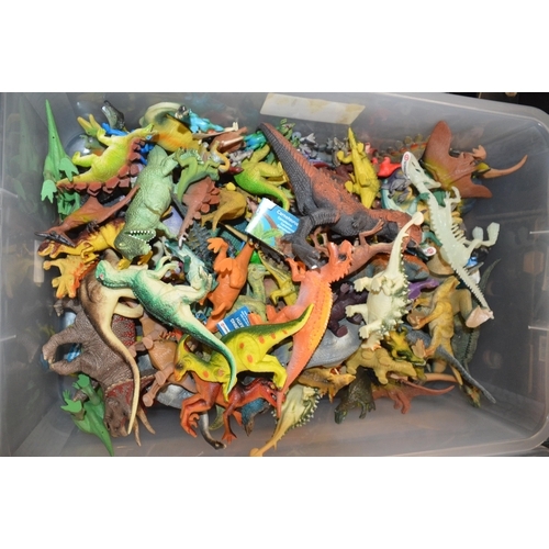 99 - tub of dinosaurs