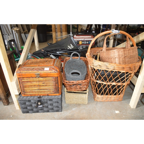 155 - qty of wicker items