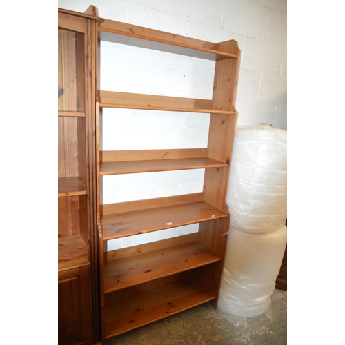 328 - shelf unit