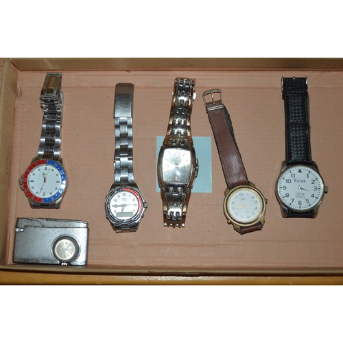 425 - qty of watches