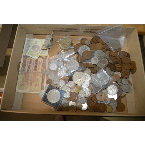 449 - collection of coins and bank notes