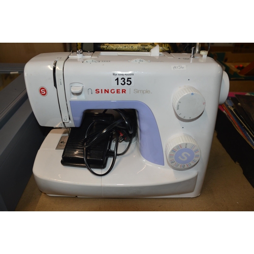 135 - singer sewing machine