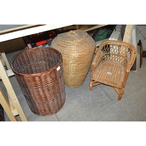 146 - qty of wicker items