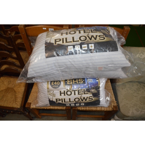 213 - 2 pairs of new pillows