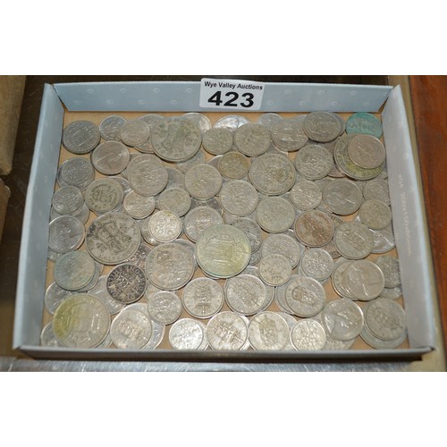 423 - tray of coins