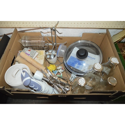 380 - box of kitchen goods