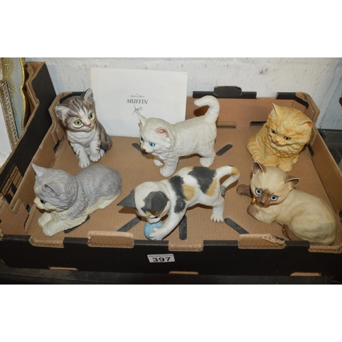 397 - qty of cat figures