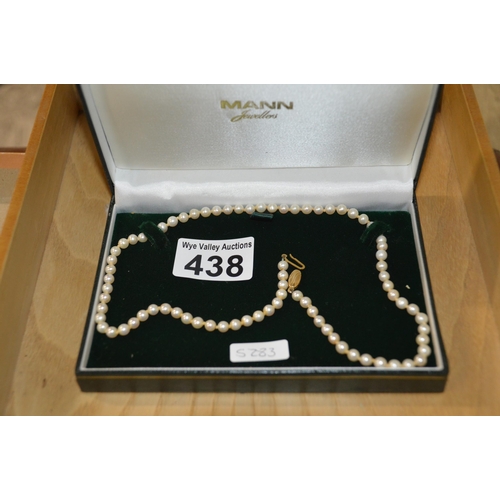 438 - pearl necklace