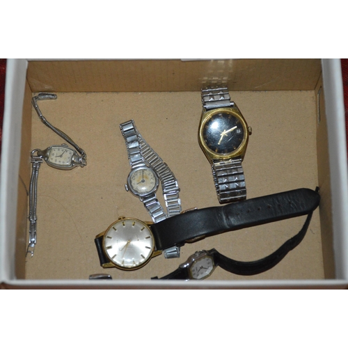 444 - qty of watches