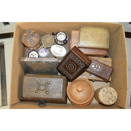 225 - qty of carved wood boxes etc.