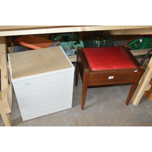 176 - 2 stools