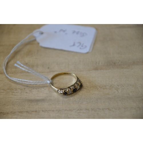 470 - 9ct gold ring, size n