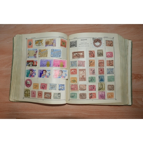 446 - stamp album