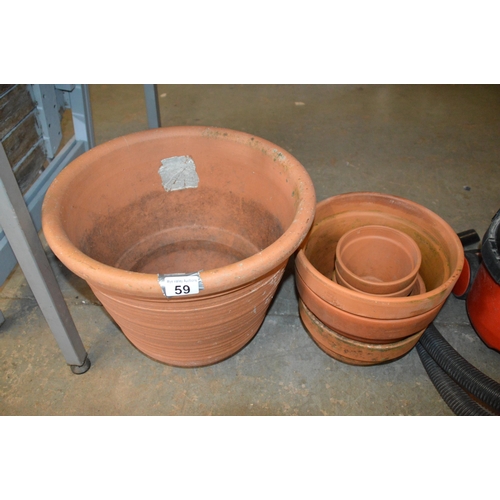 59 - qty of terracotta pots