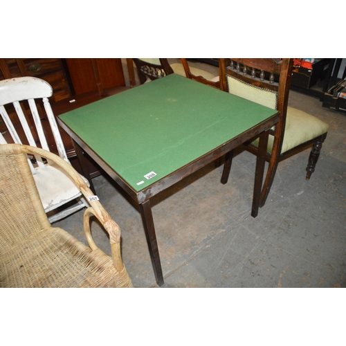 208 - card table