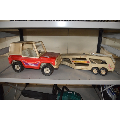 23 - vintage tonka truck & car carrier