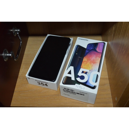 354 - samsung a50 phone