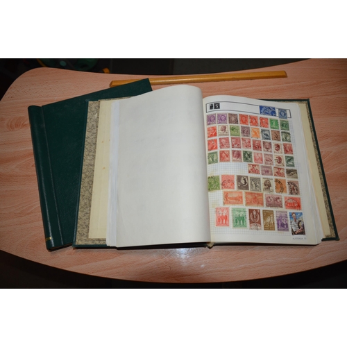 369 - 2 stamp albums