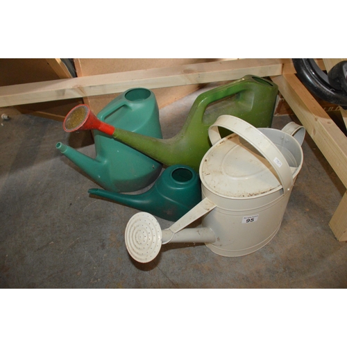 95 - 4 watering cans