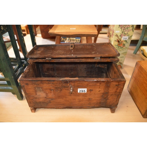 295 - wooden box