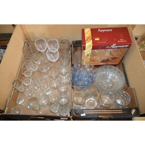 322 - 2 boxes of glassware