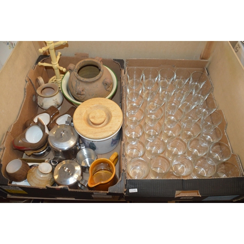 347 - 2 boxes of kitchen goods/glassware