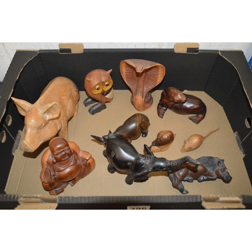 396 - box of wooden animal figures