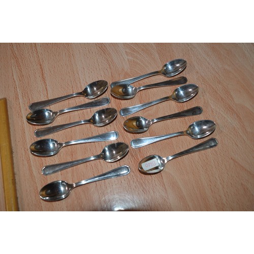 448 - 12 white metal spoons (poss silver)