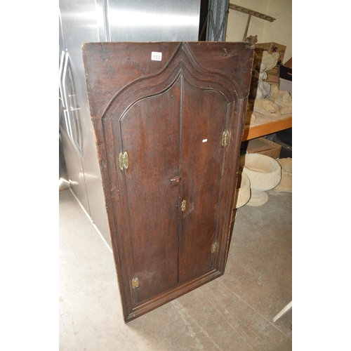 153 - corner cabinet