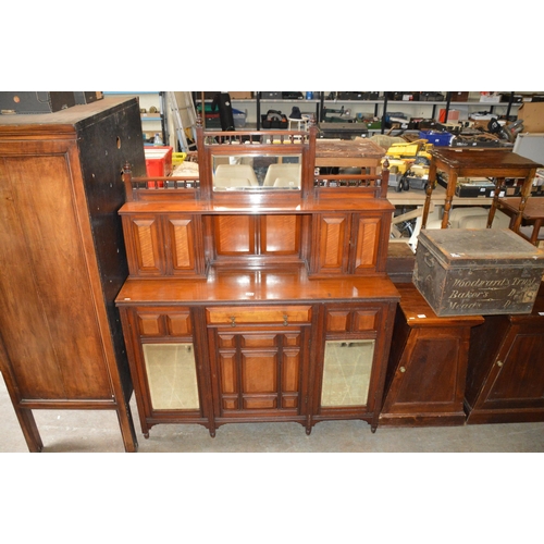 211 - dresser/chiffonier