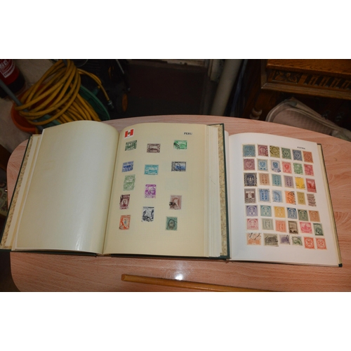 483 - 2 stamp albums