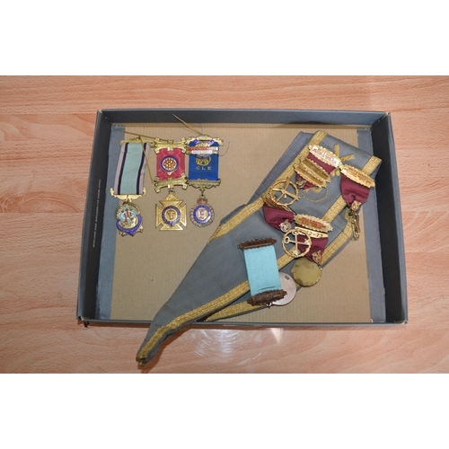 512 - collection of masonic medals (silver-gilt)