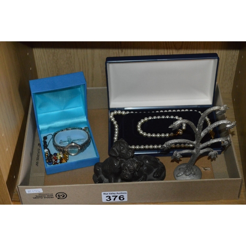 376 - box of jewellery etc.