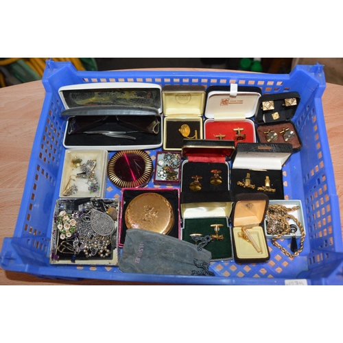 382 - crate of various jewellery