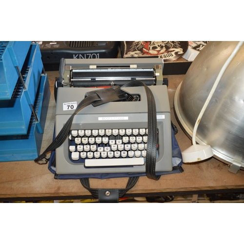 70 - typewriter