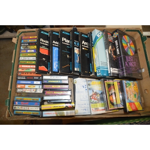 93 - box of vintage computer games