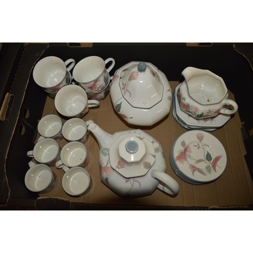 379 - tea set